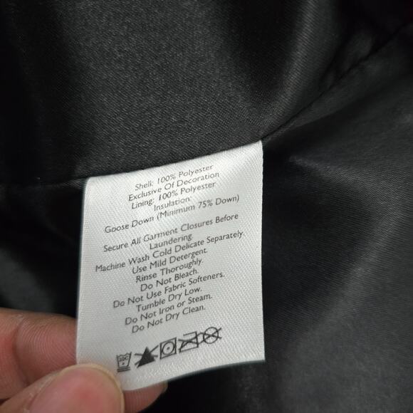 Eddie Bauer Women’s XL Black Fleece premium Goose Down Puffer Vest 6349 quilt - Picture 9 of 11